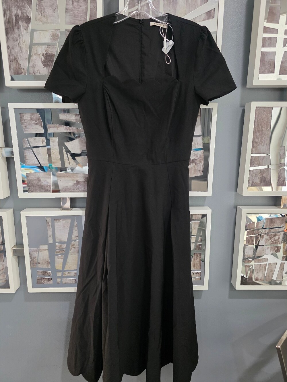 Classic Black Women's Fit-and-Flare Dress - Unbranded. Size 4. Lined.